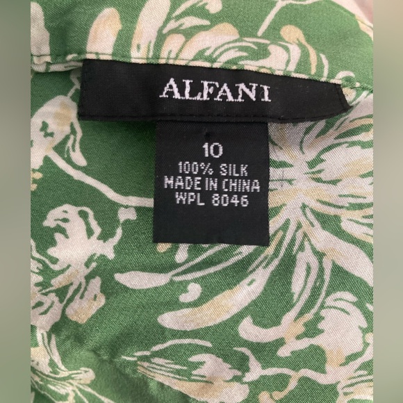 Alfani Silk Green Floral Top - Picture 8 of 9